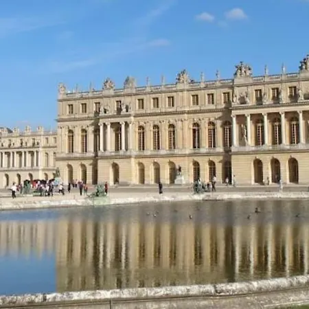 Apartment T5 En Pleine Nature A Viroflay-versailles *